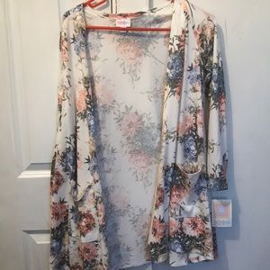 Women’s small Caroline